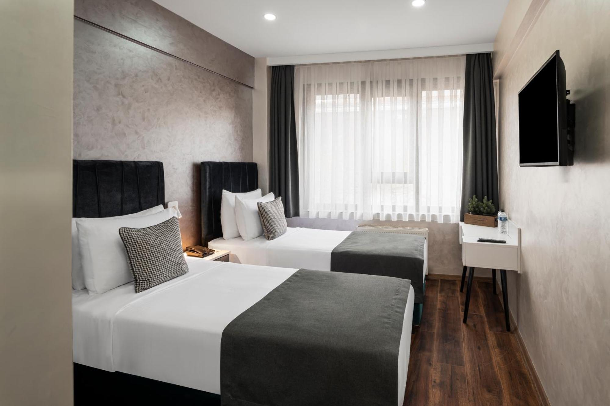 Standard Twin Room,1660421026:JPEG