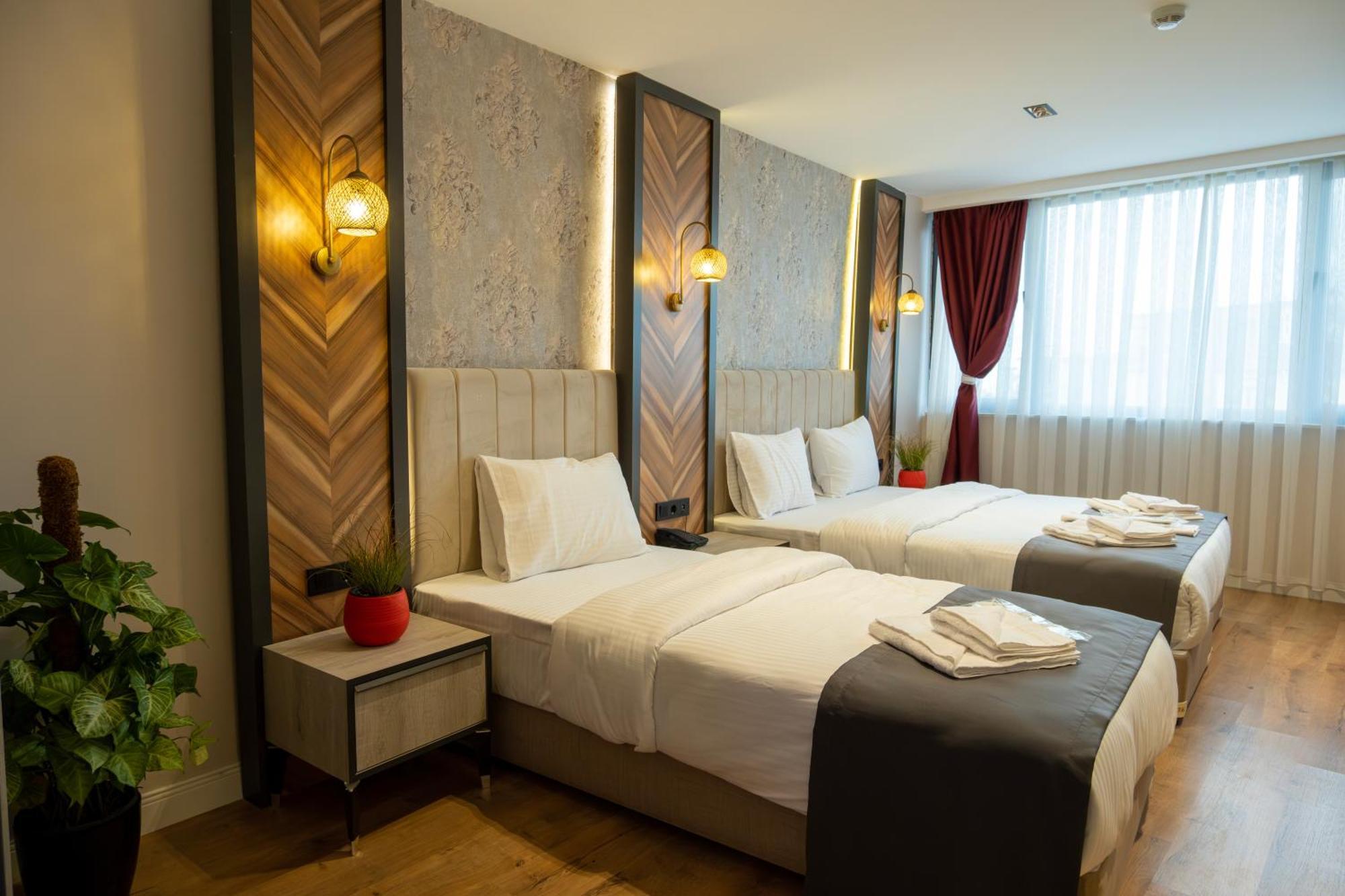 Comfort Triple Room