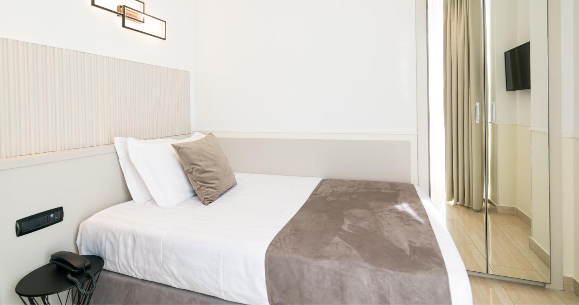 Single Room Terrace