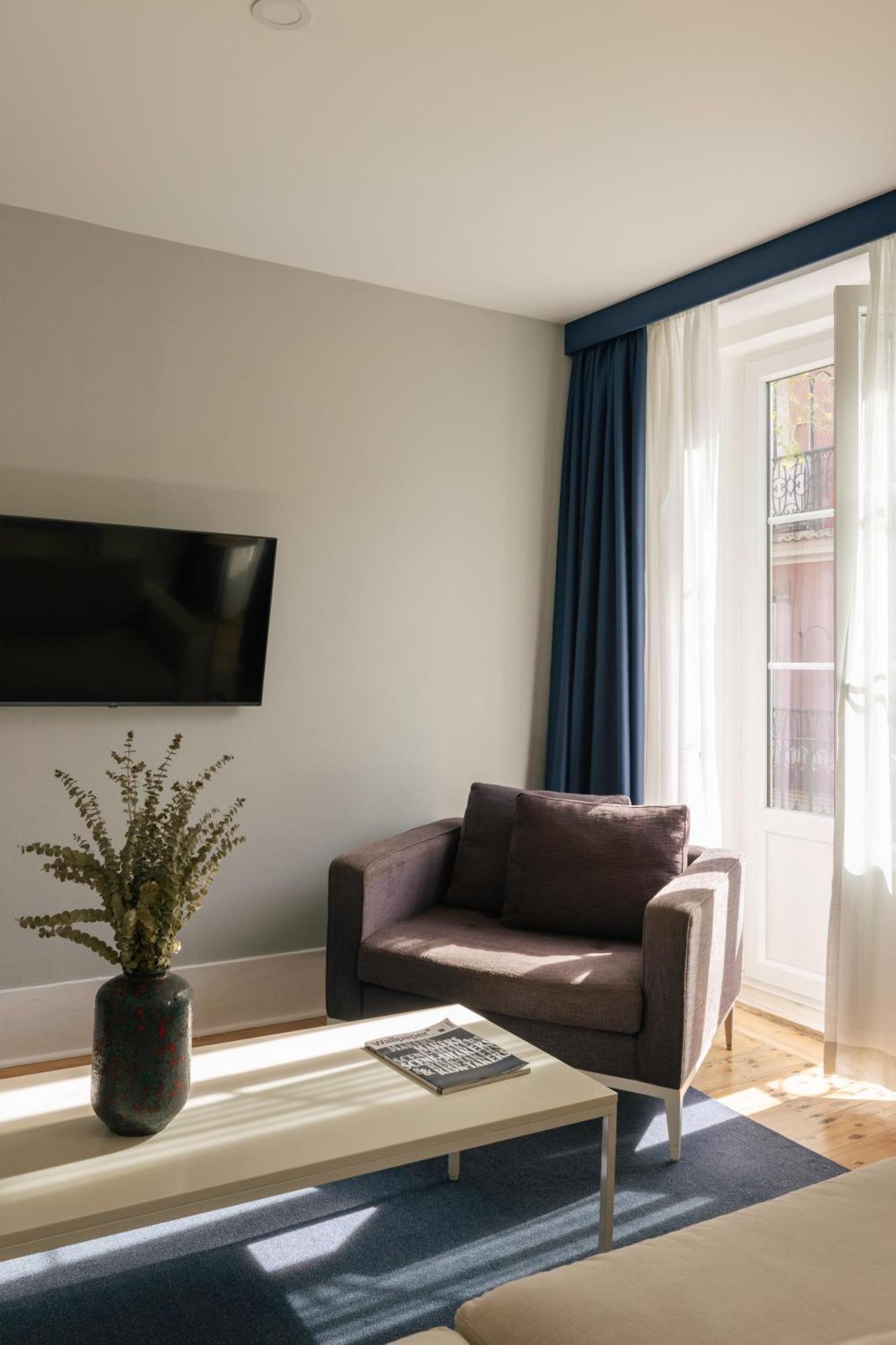 Premium One Bedroom Apartment Balcony