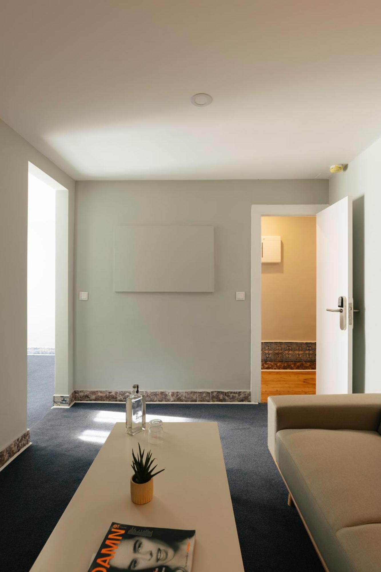 Premium Suite Balcony & City View