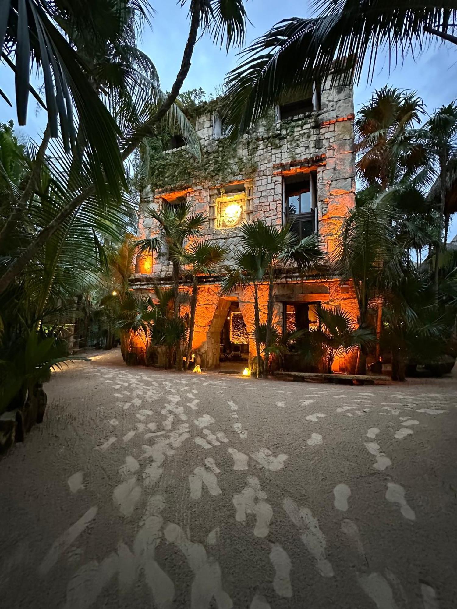 Temple Penthouse
