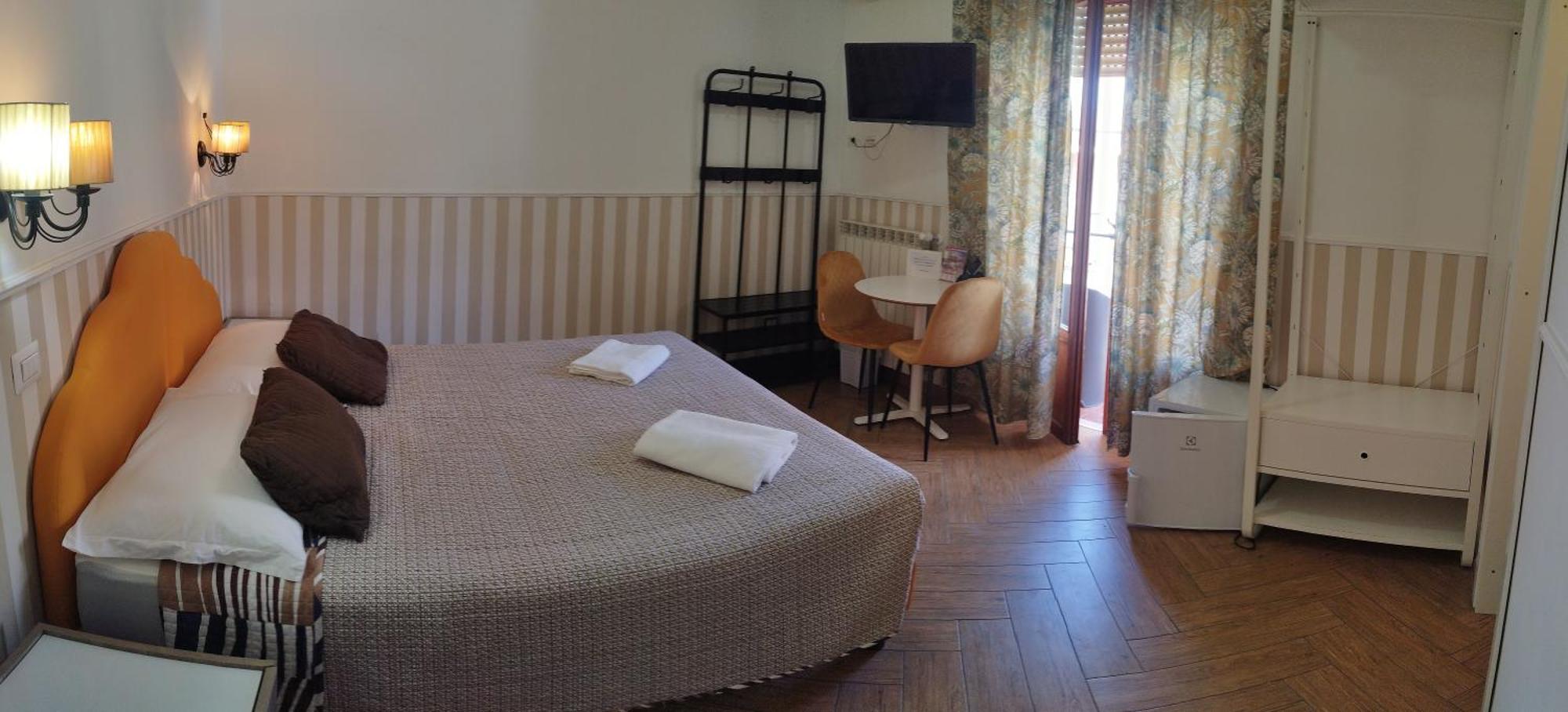 Double or Twin Room Balcony