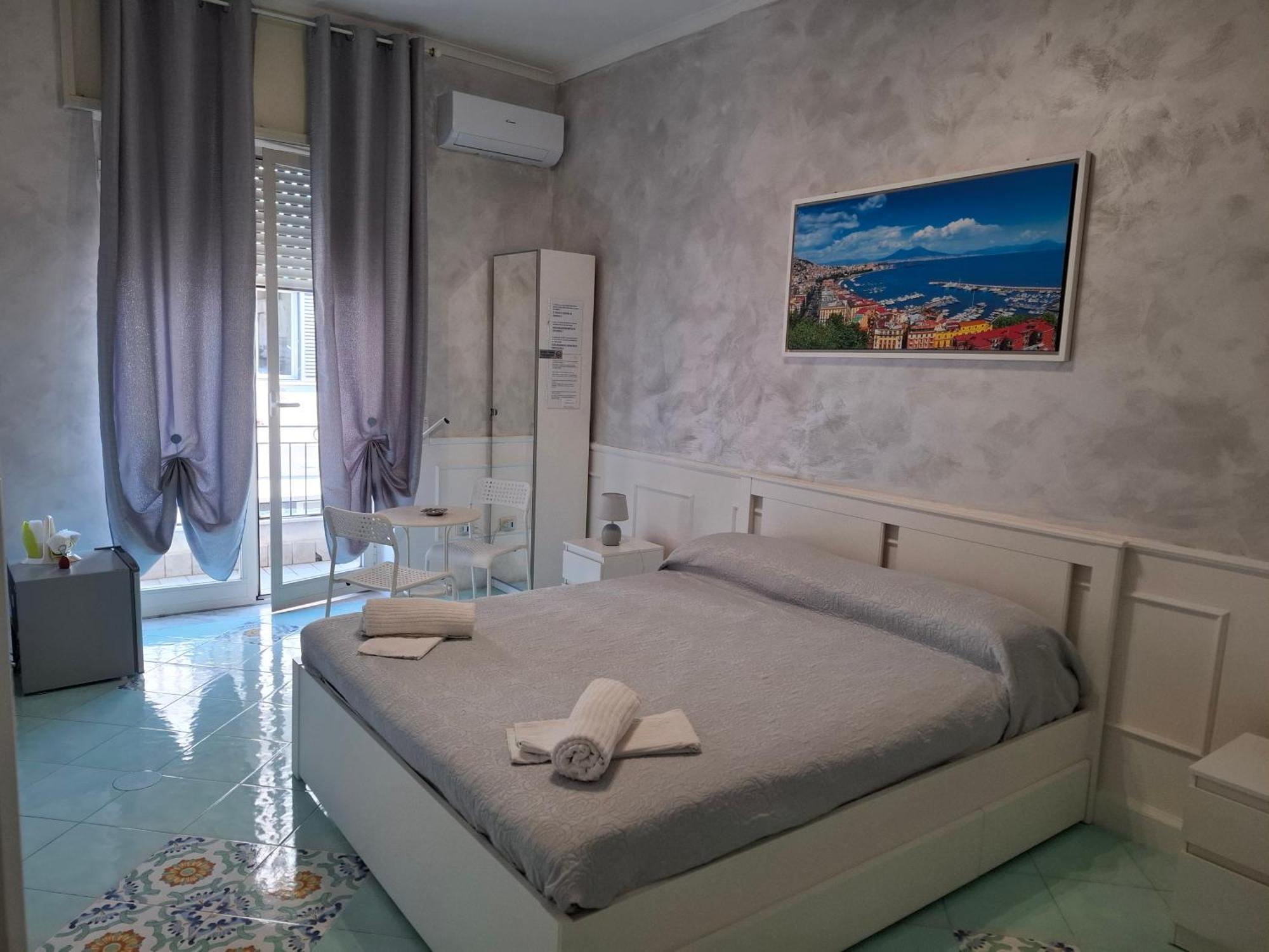 Deluxe Double Room Private Bathroom