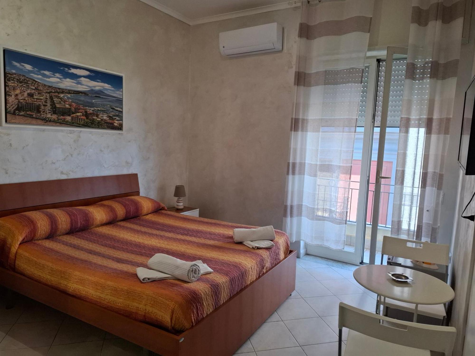 Double Room Private Bathroom