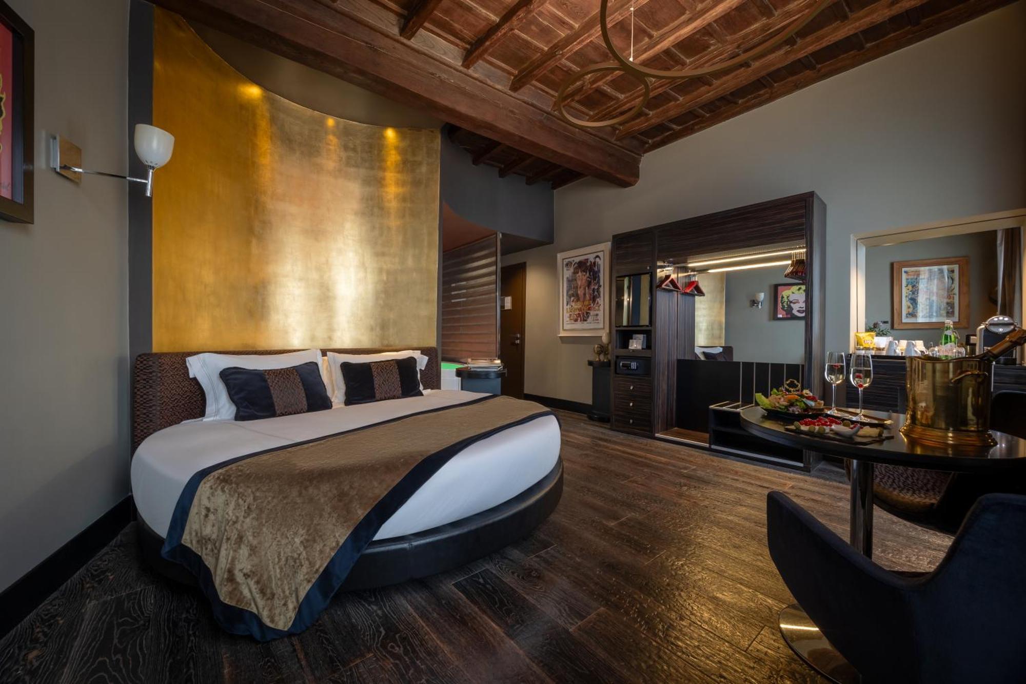 Junior Suite City View