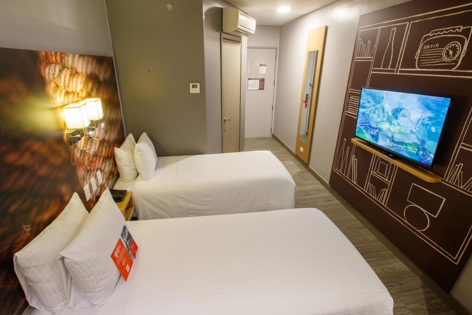 Standard Twin Room