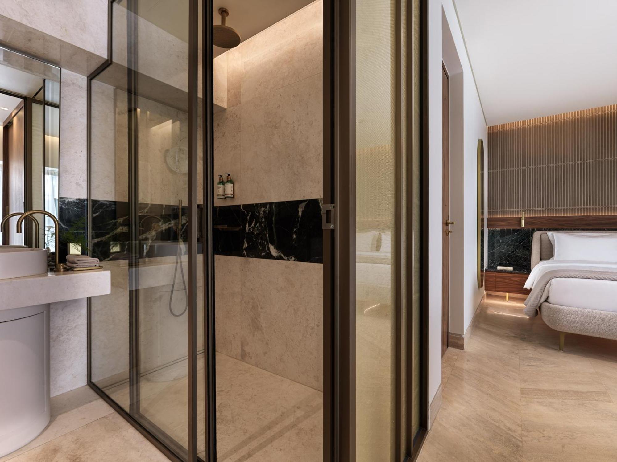 Family Suite 2 Balconies