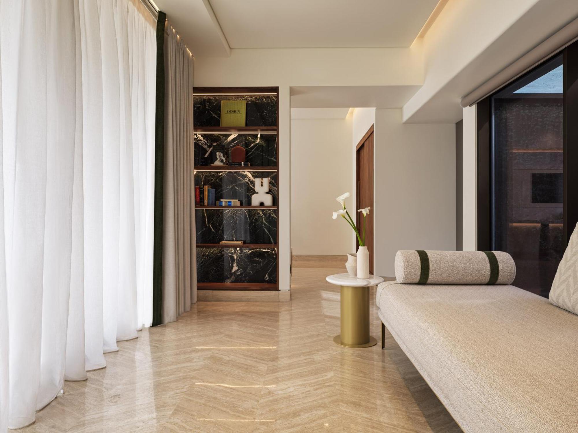Athenian Suite Balcony & outdoor Jetted Tub