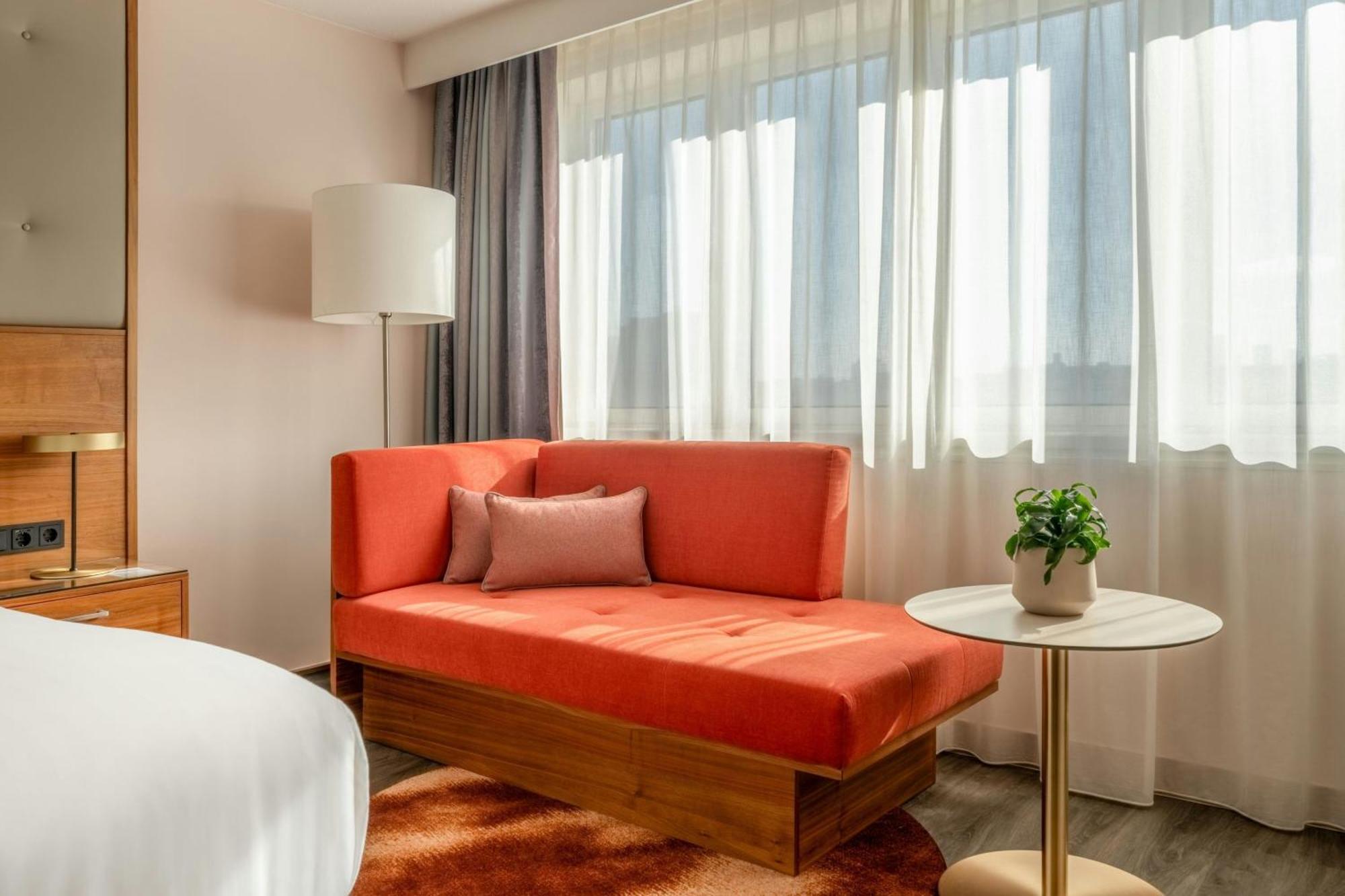 Executive Room M Club lounge access Guest room 1 King
