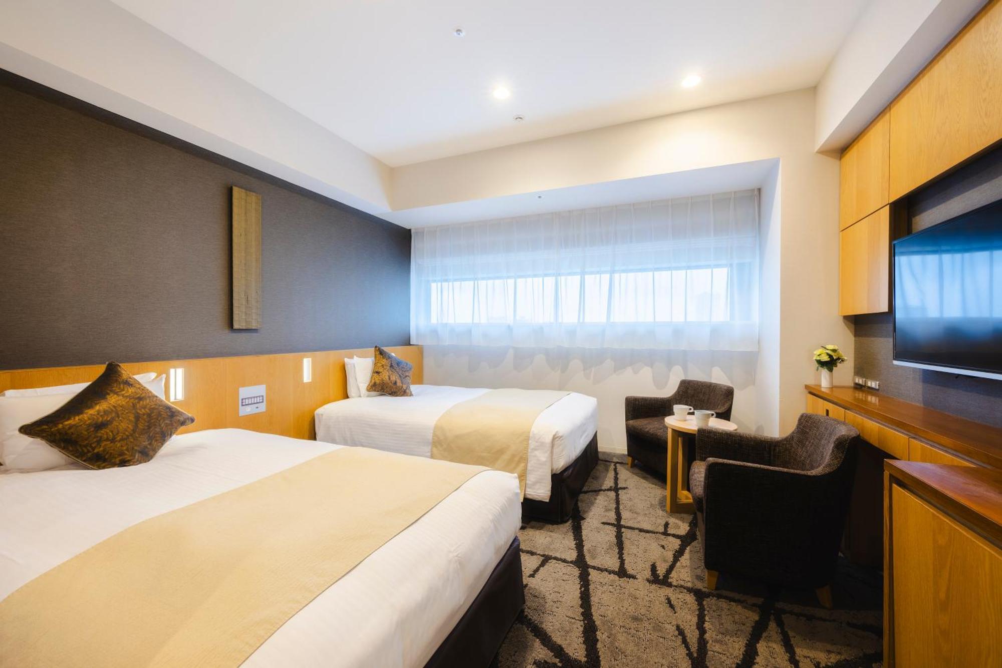 Standard Twin Room Non-Smoking Lounge Access
