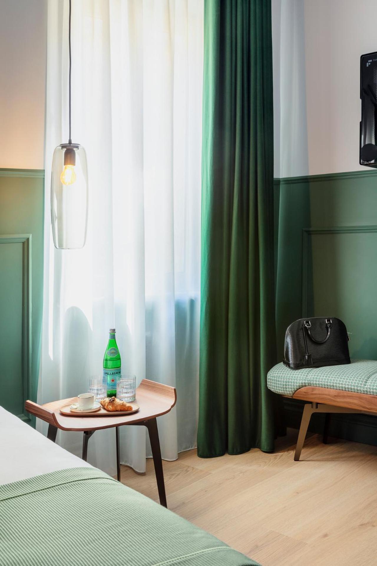 Deluxe Double Room Separate Building