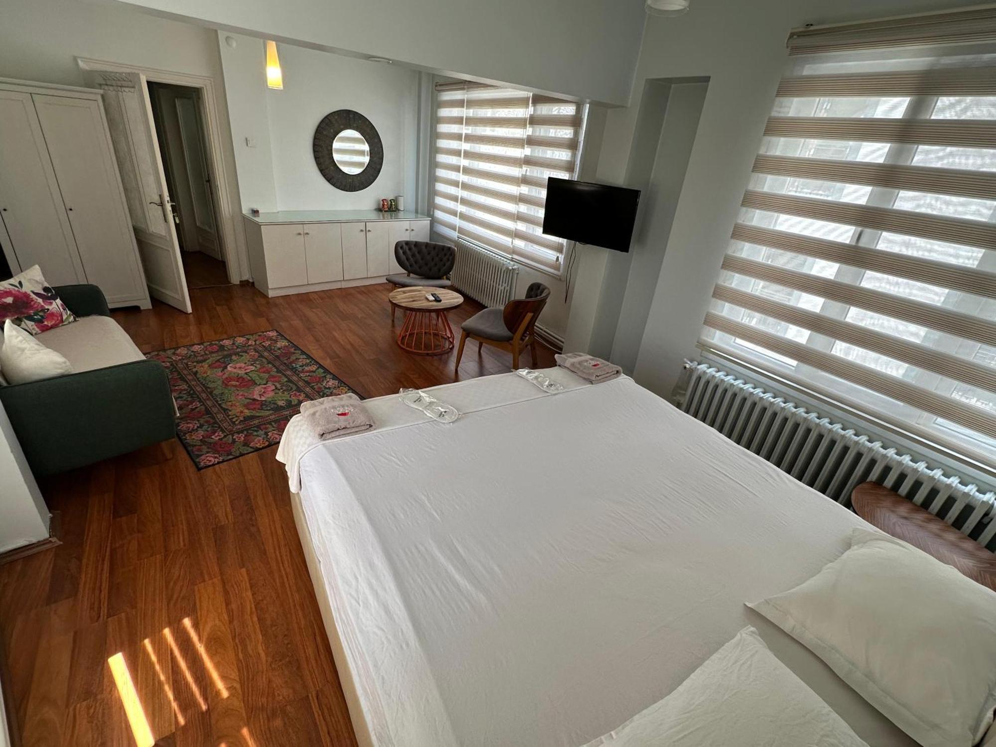Double Room with Shared Bathroom