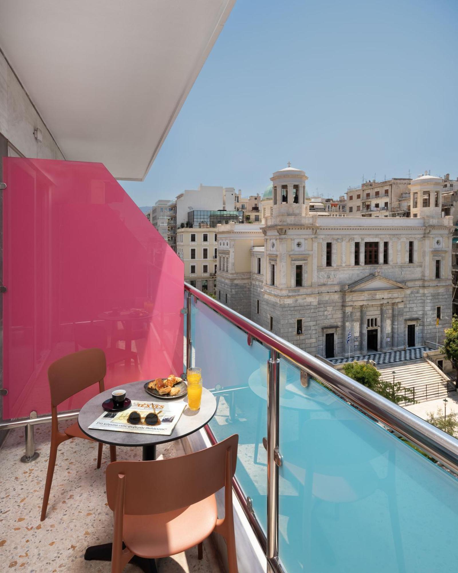 Connecting Double or Twin Rooms Balcony