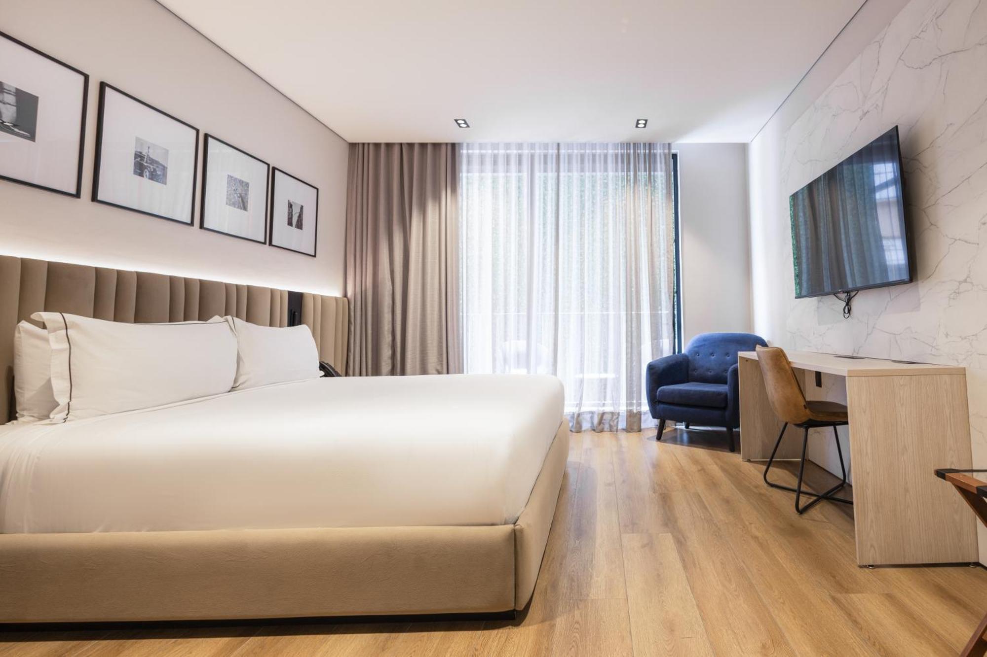 Deluxe Double Room Balcony