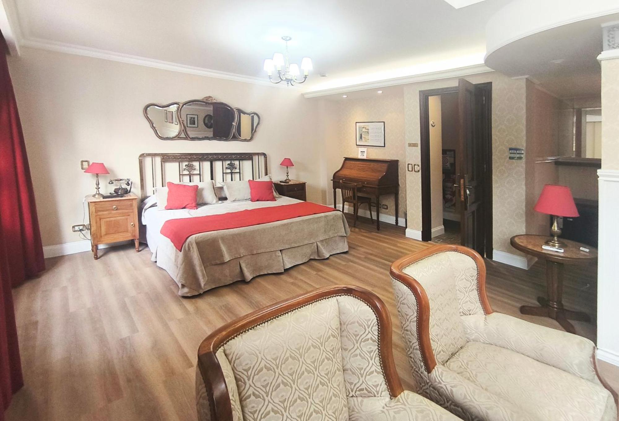 Diamond Double Suite