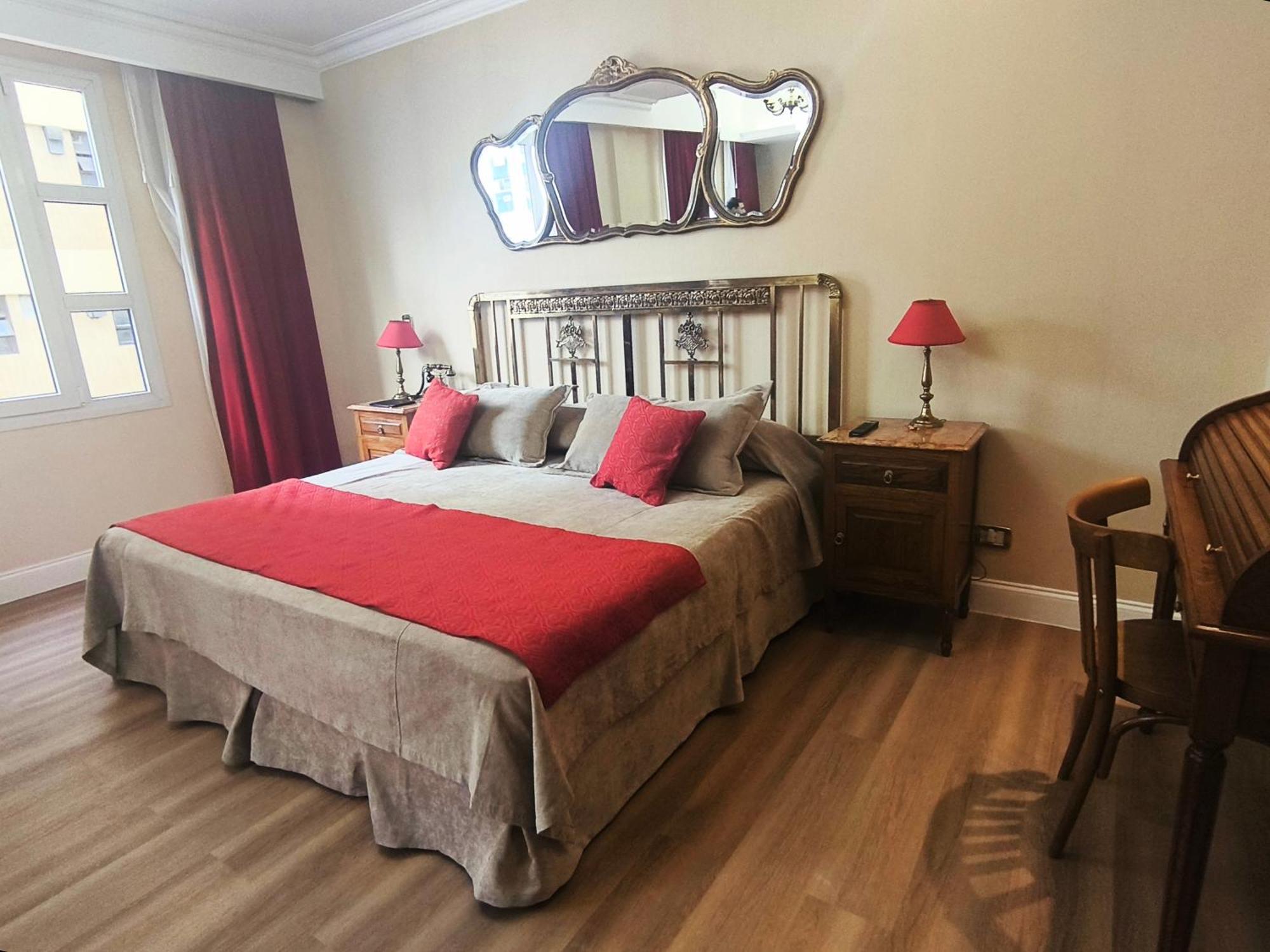 Diamond Double Suite