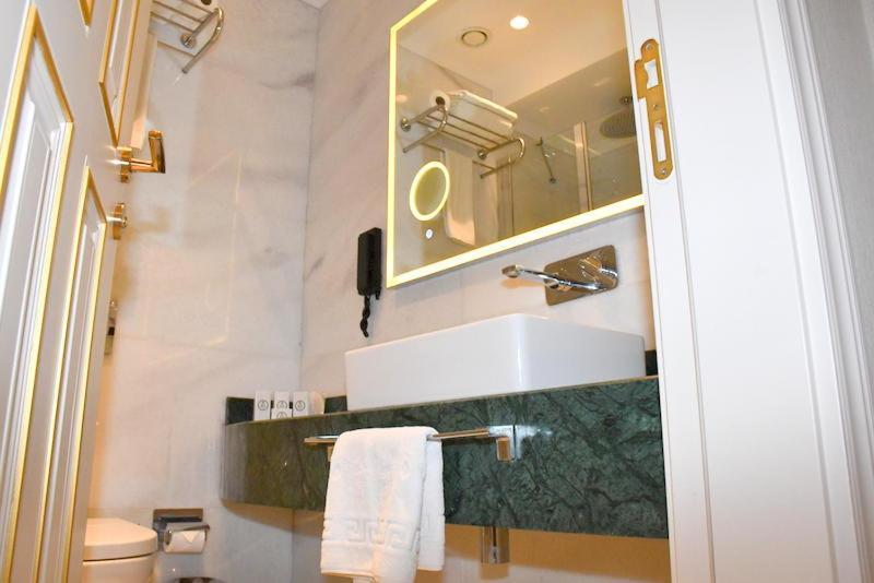Superior Twin Room with Sea View