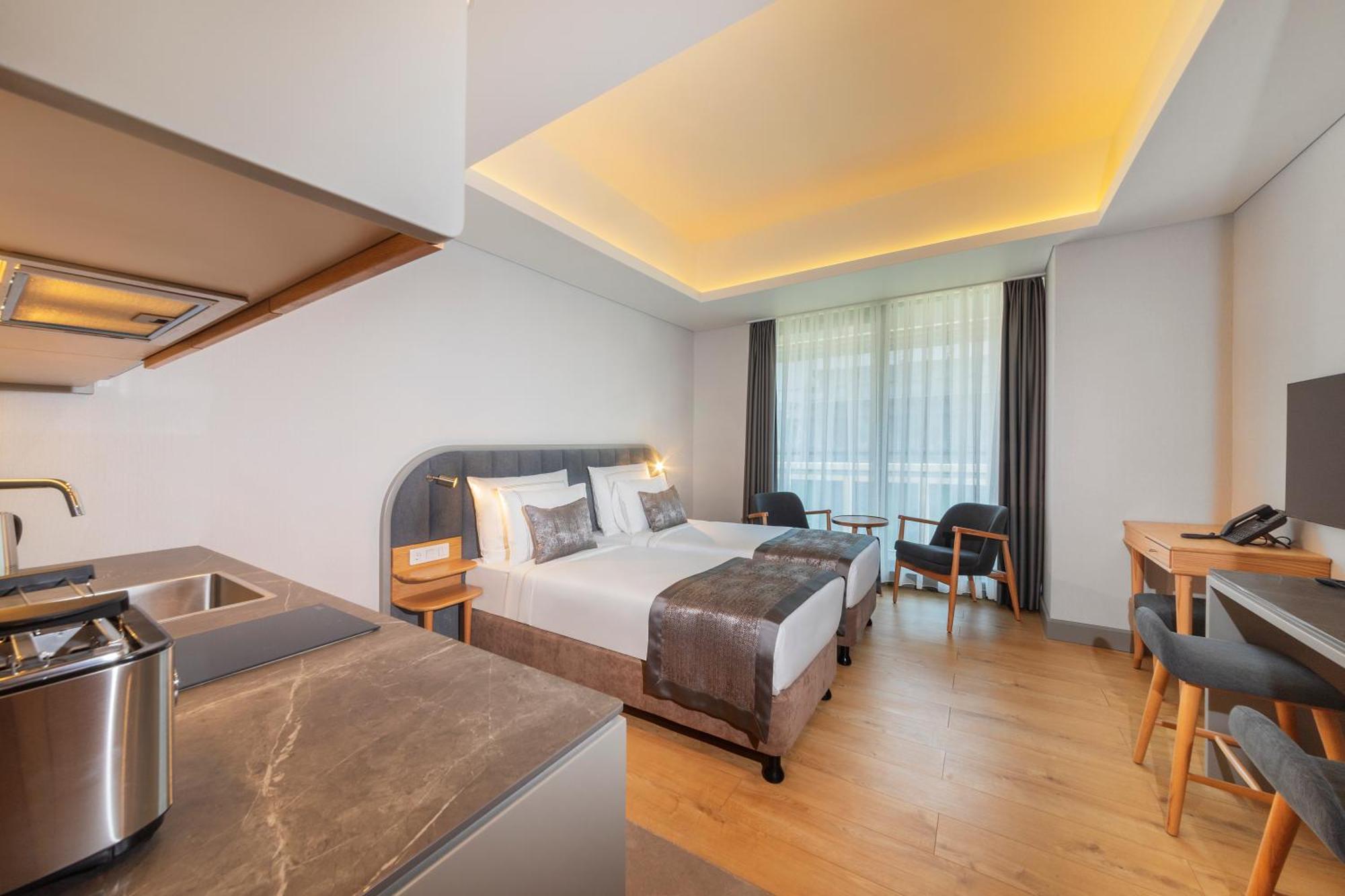 Studio Apartment with Balcony