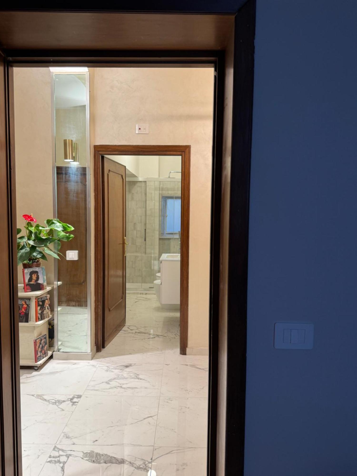 Double Room Private External Bathroom