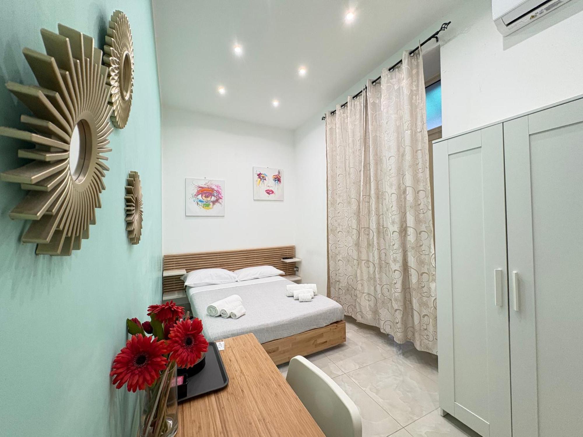 Double Room Private Bathroom