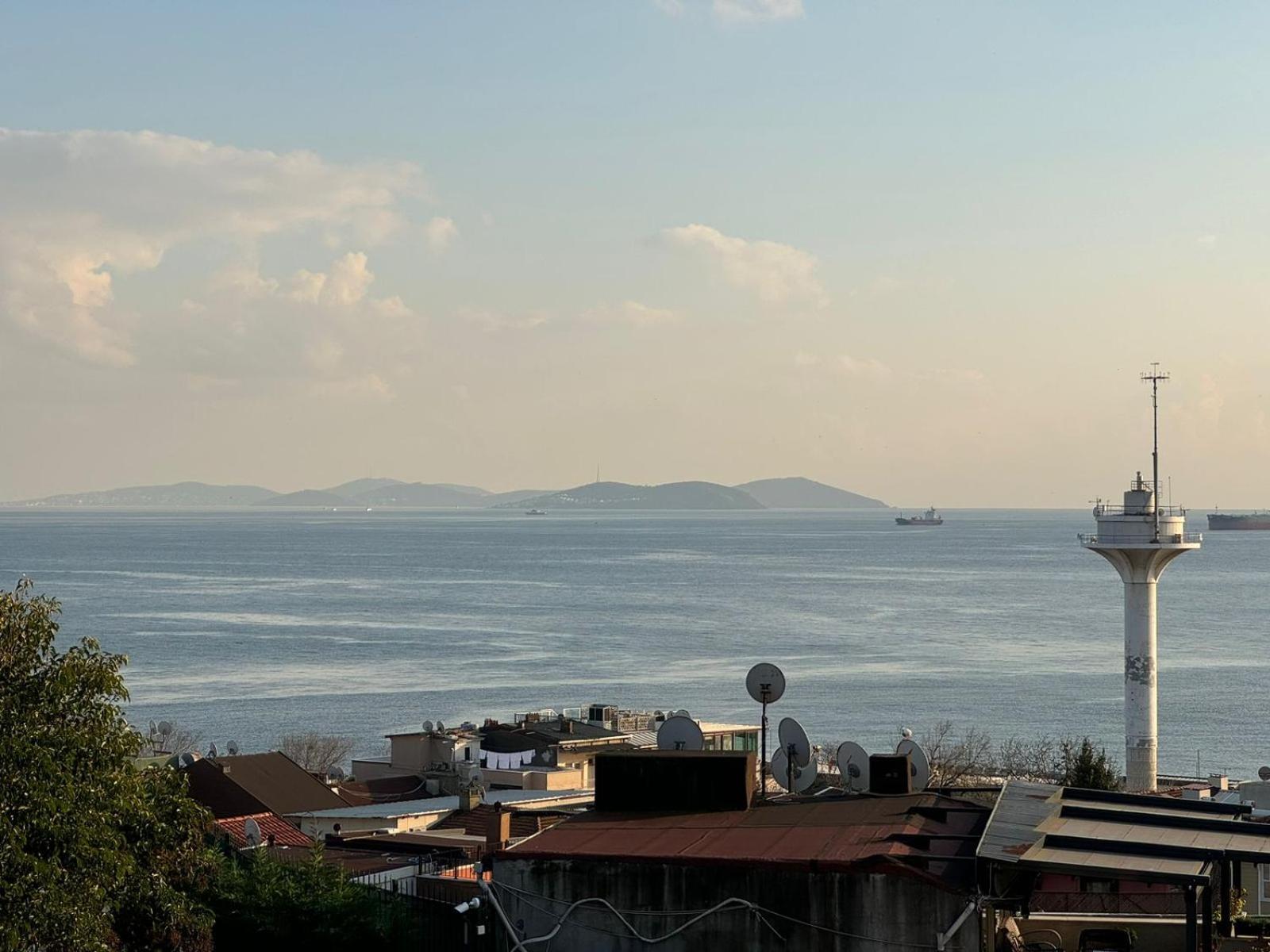 Studio Apartment with Sea View