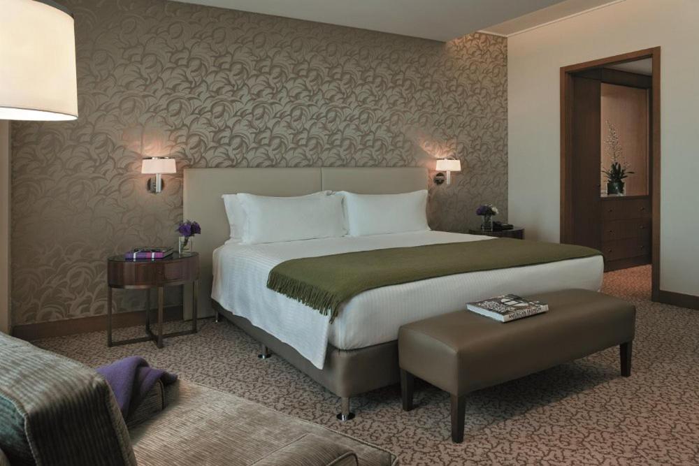 Suite City View