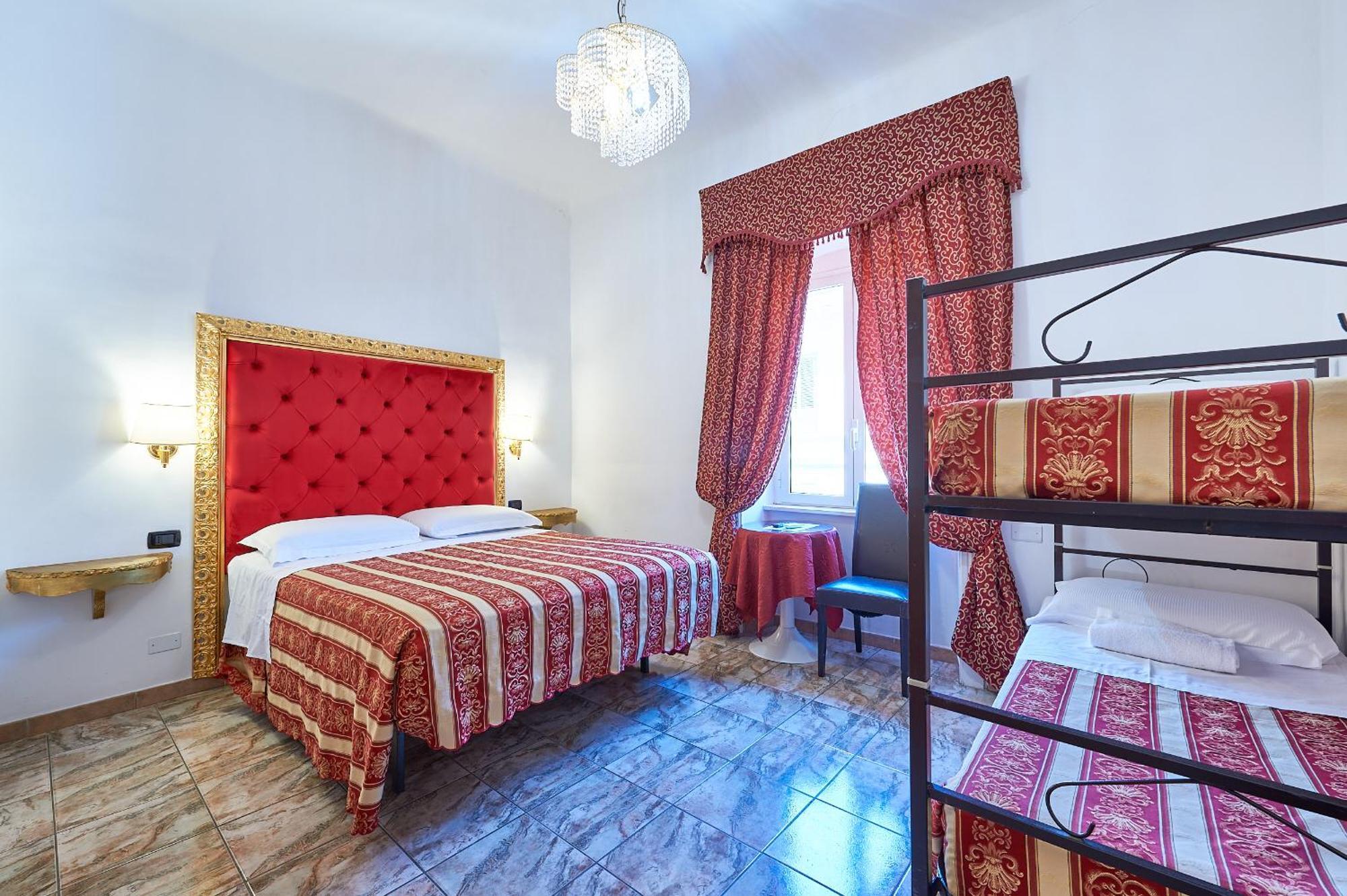 Standard Quadruple Room