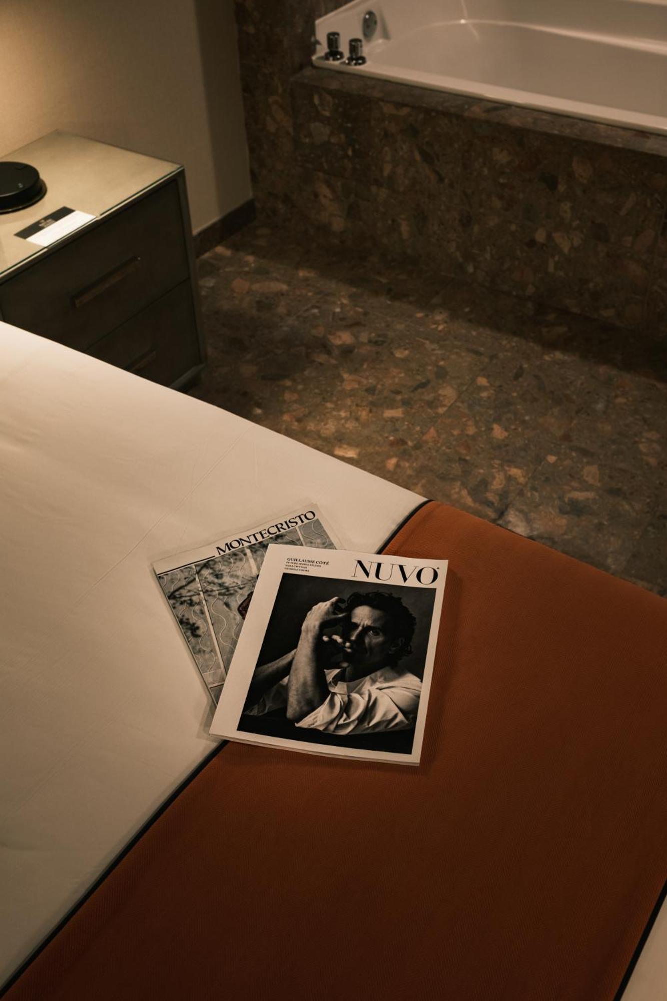 Executive Queen Jacuzzi,1687454105:JPEG