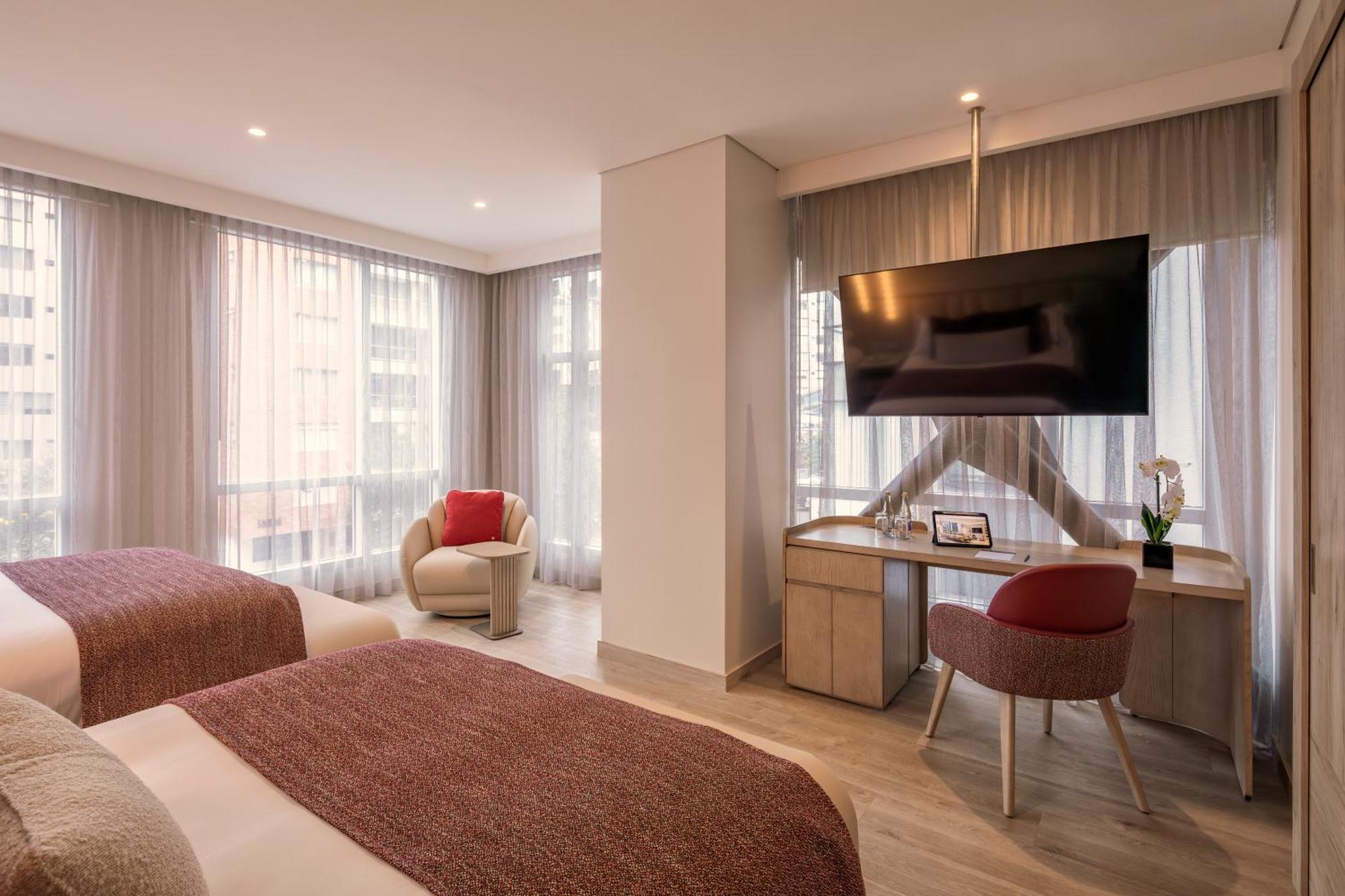 Deluxe Twin Room