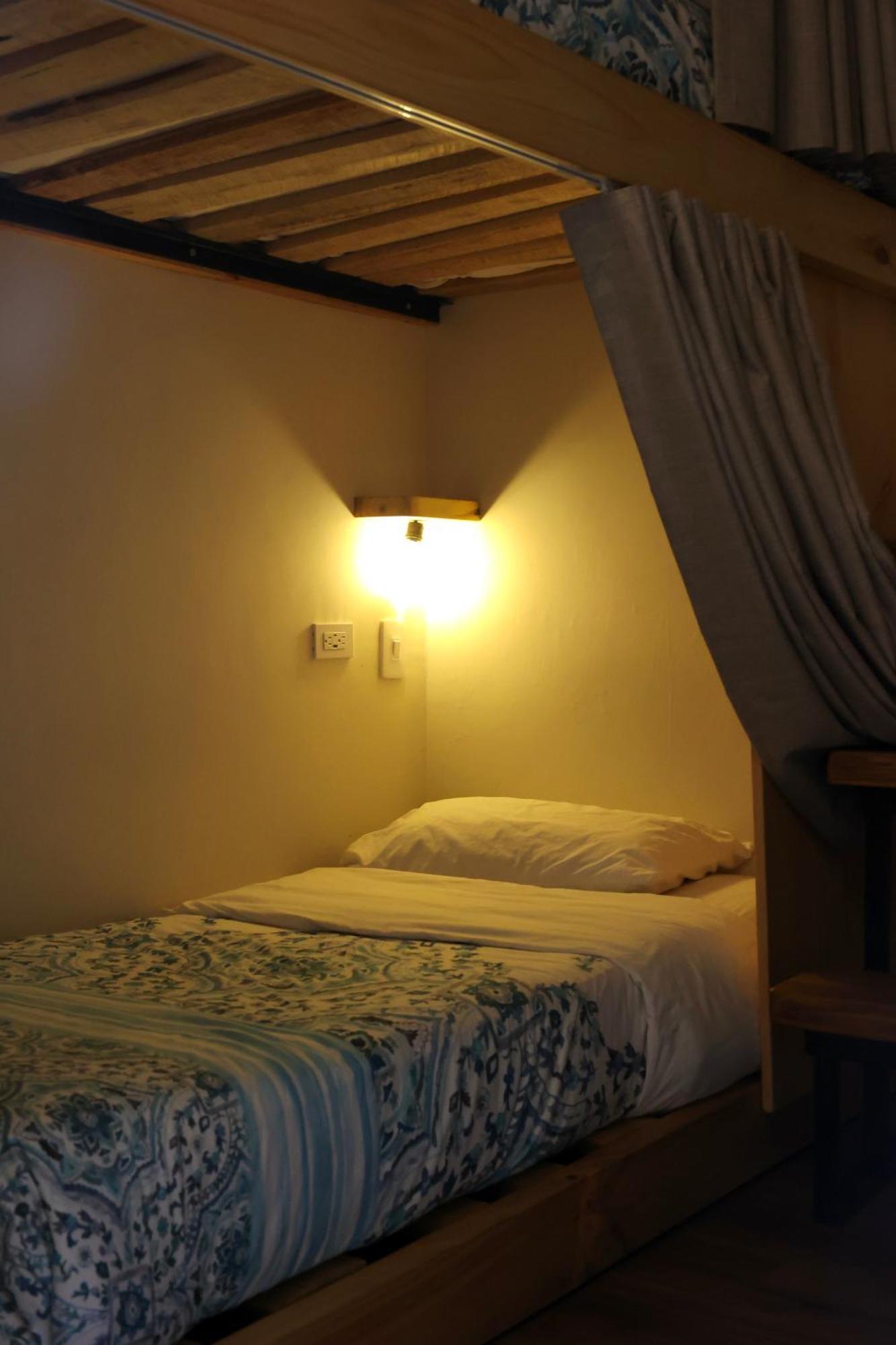 Bed 6-Bed Mixed Dormitory Room