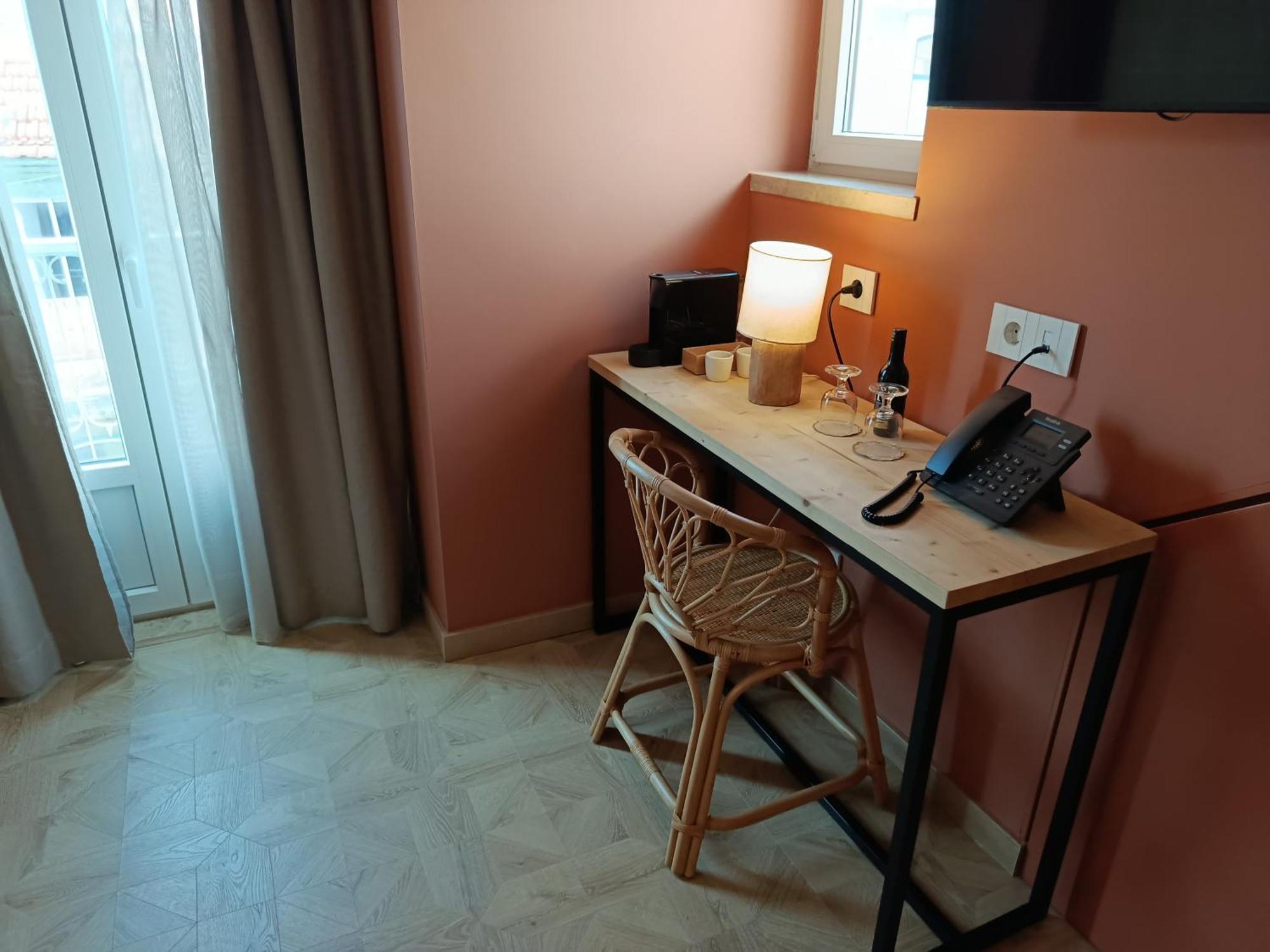 Deluxe Suite