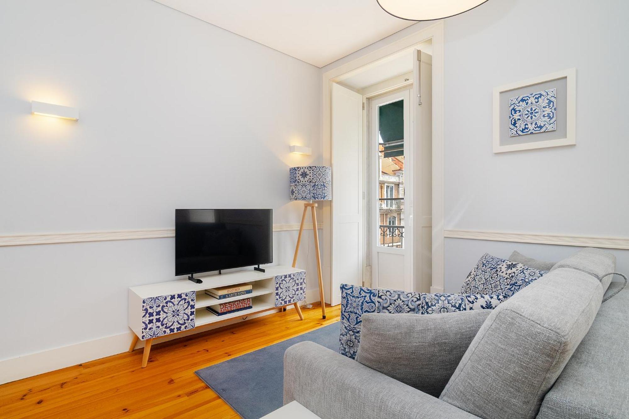 Superior One-Bedroom Apartment