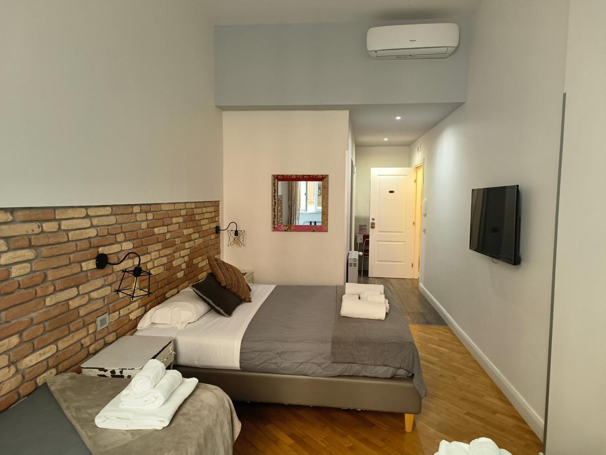 Deluxe Quadruple Room