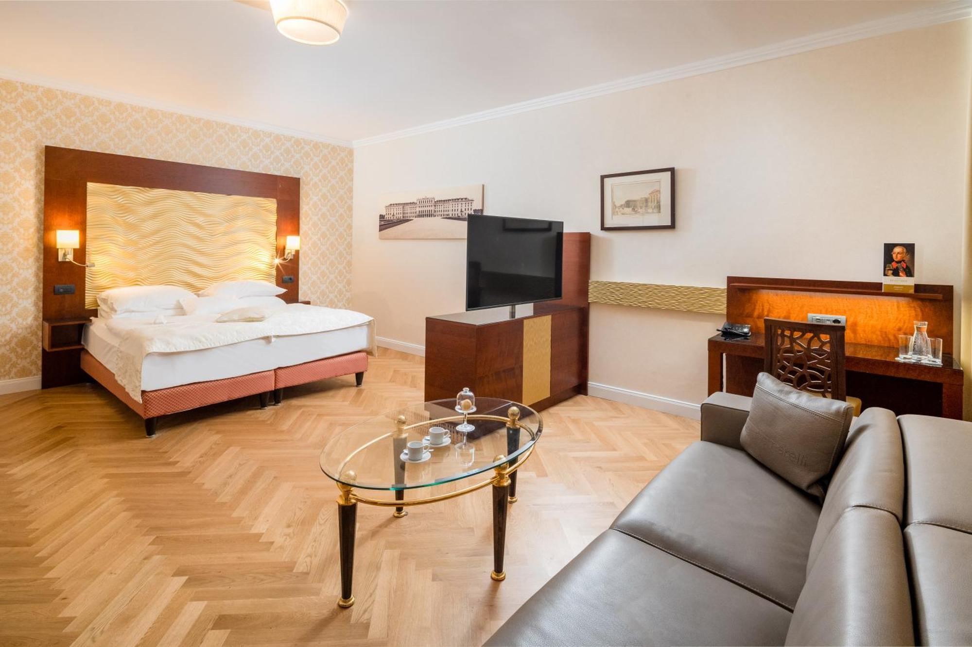 Junior Suite