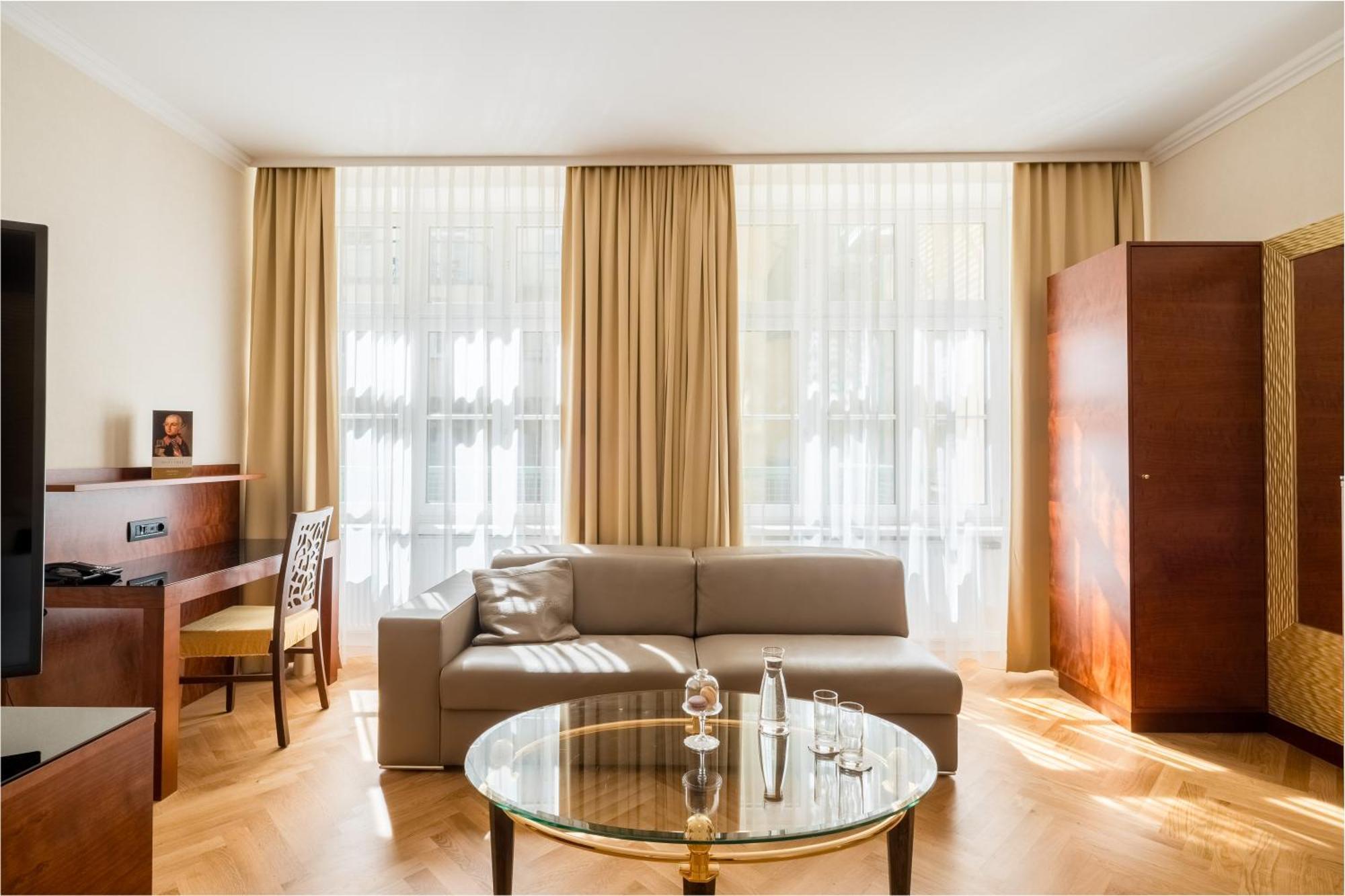 Junior Suite