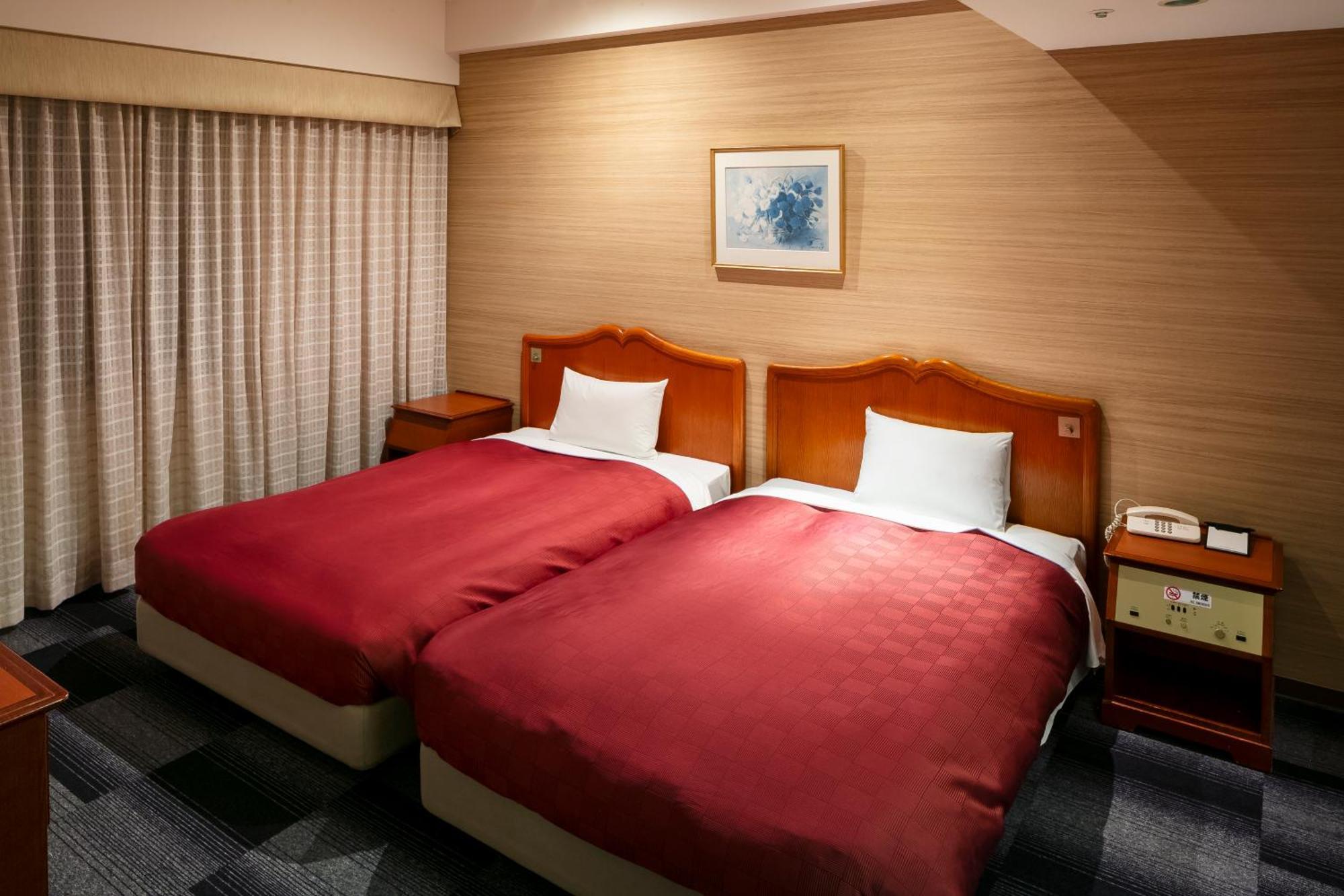 Deluxe Twin Room
