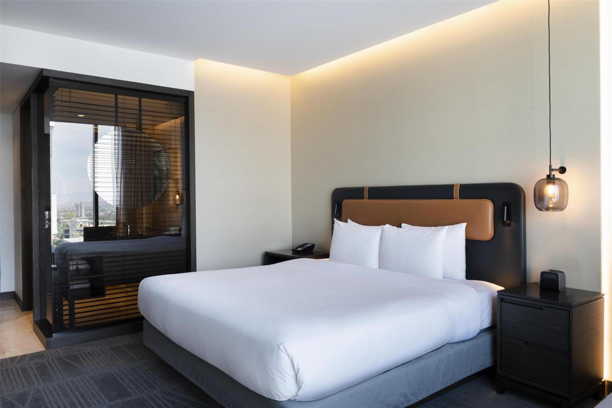 Executive King Room