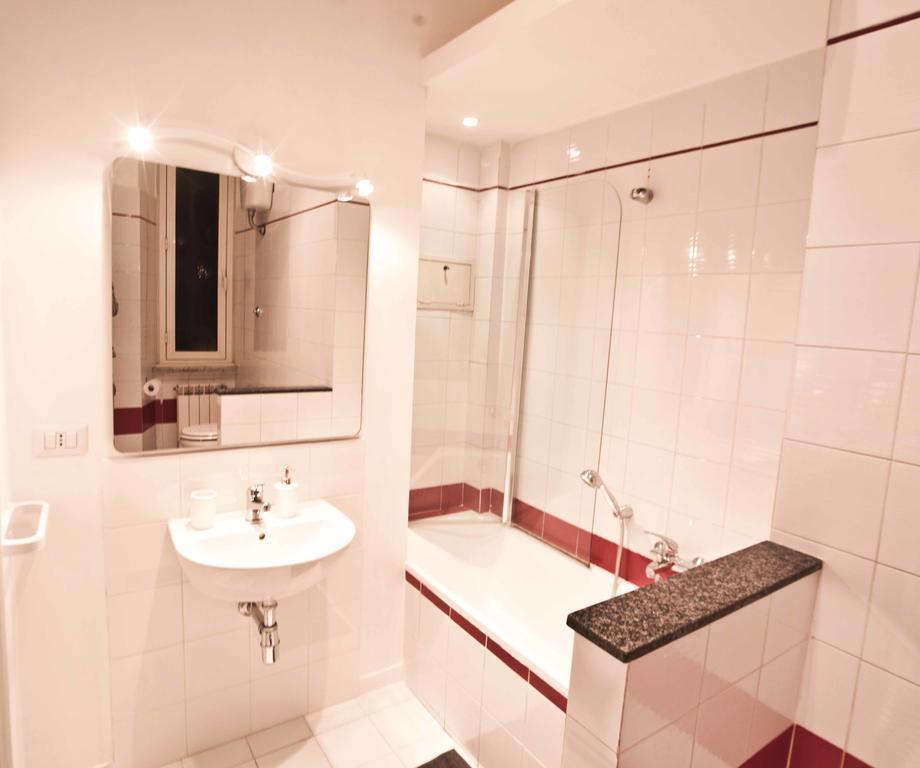 Deluxe Double Room Private Bathroom
