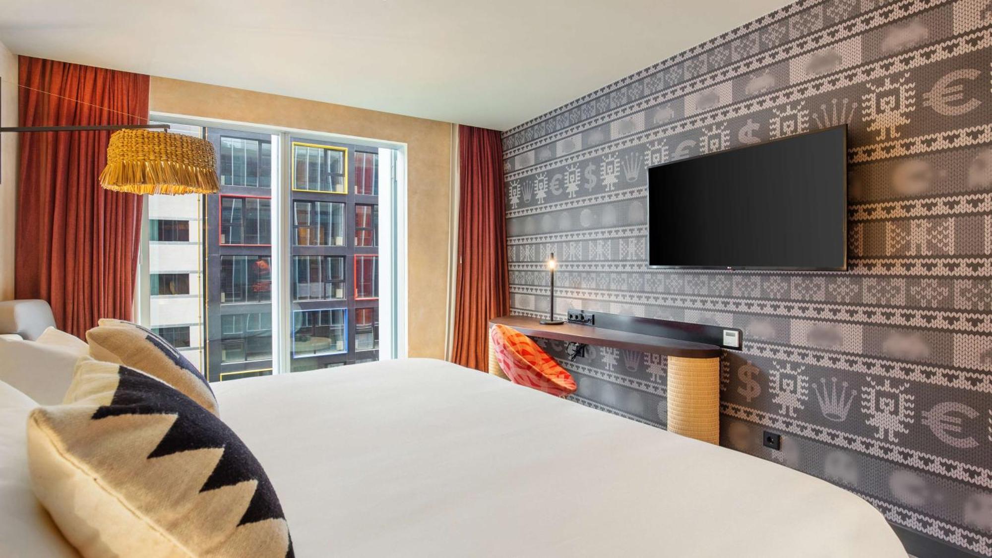 Nhow Suite