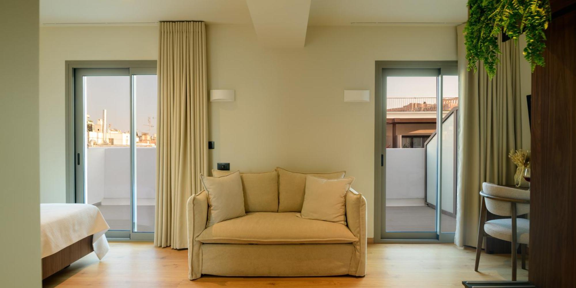 Suite Terrace & Acropolis View
