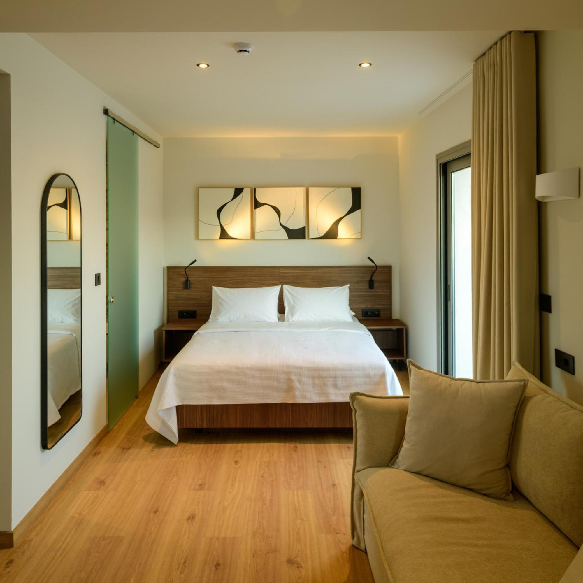 Suite Terrace & Acropolis View
