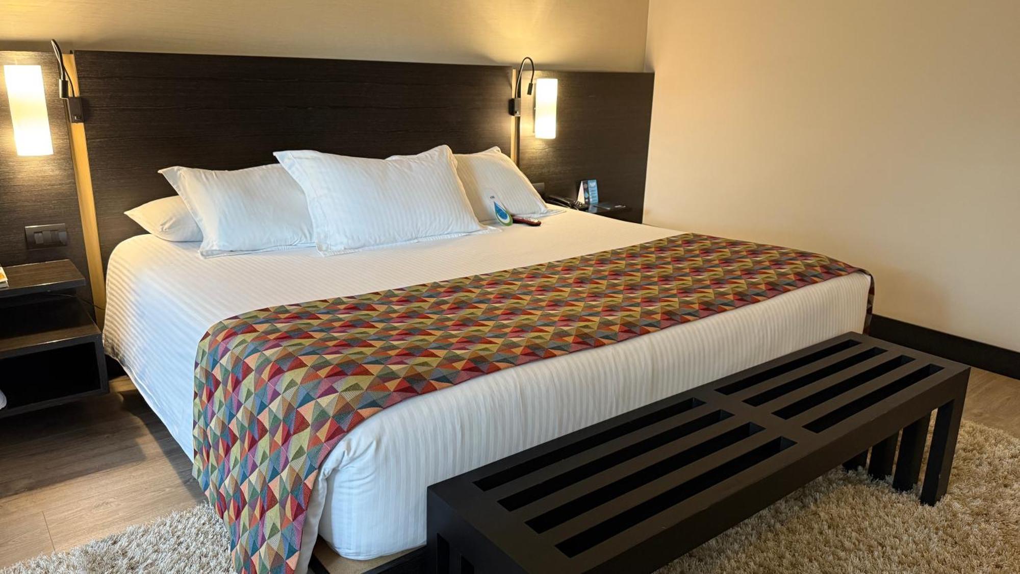 Standard King Room