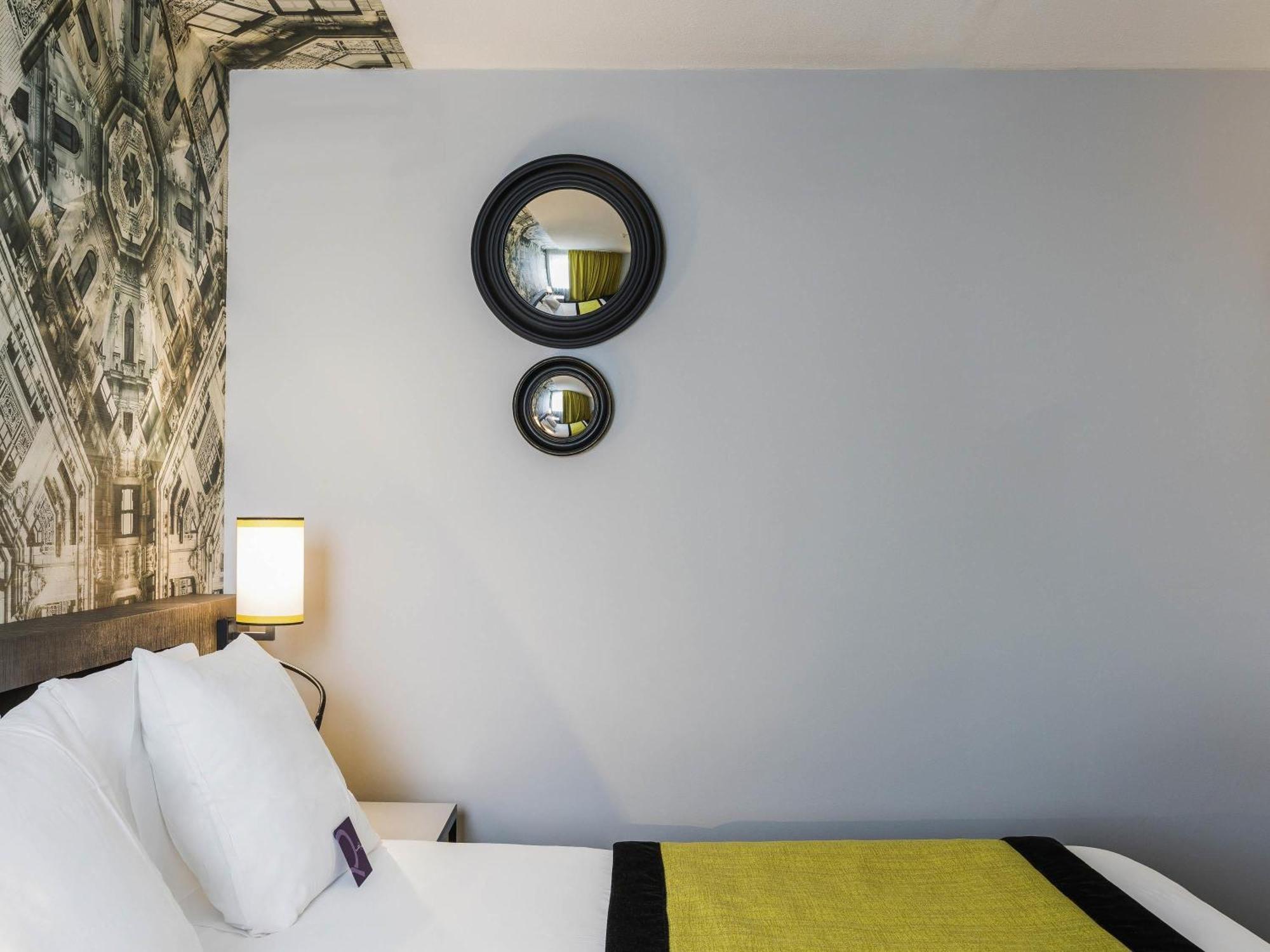 Suite Double Bed Two Single Beds