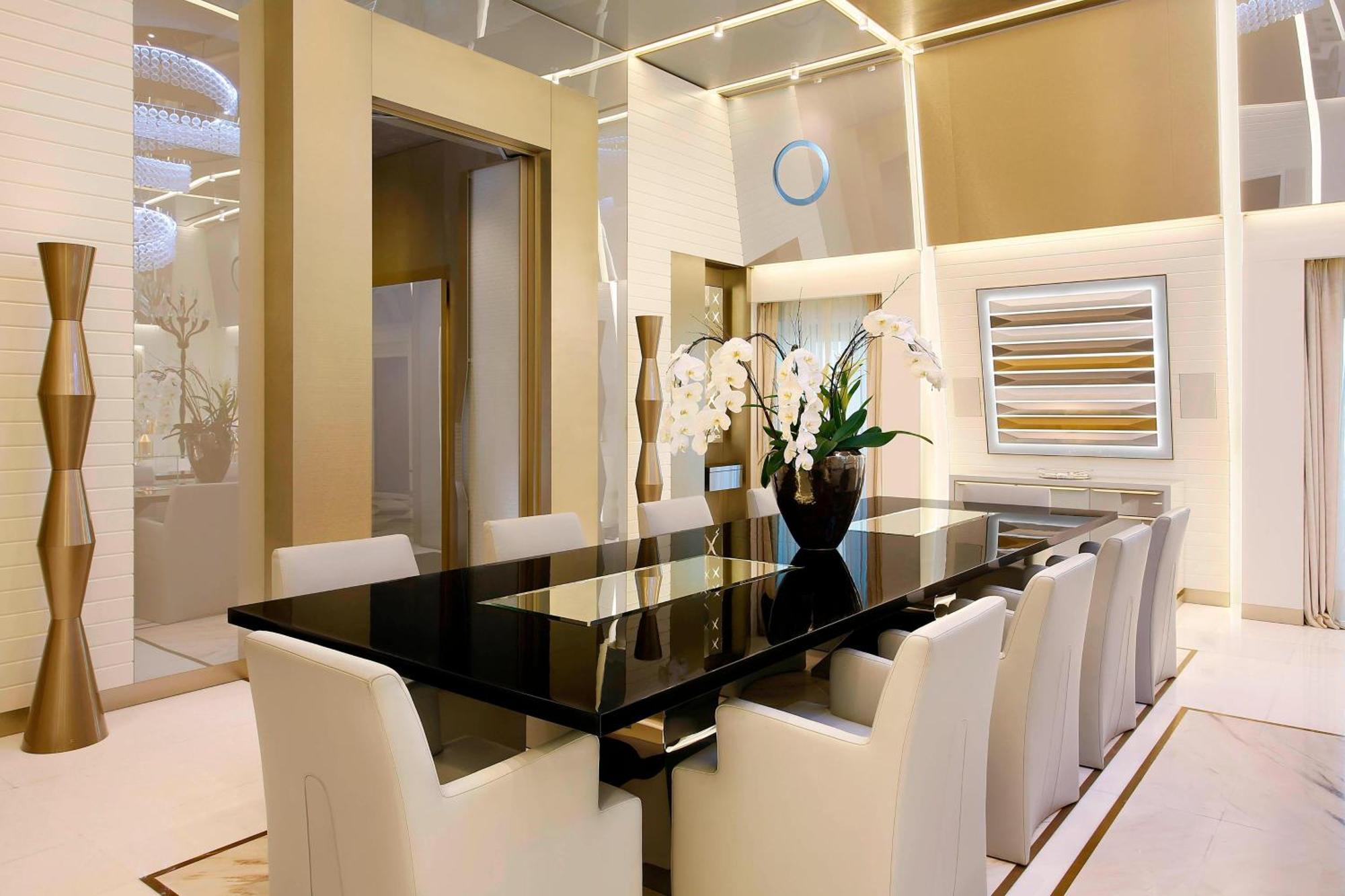 Katara Royal Suite 4 Bedroom Penthouse Suite Skyline view