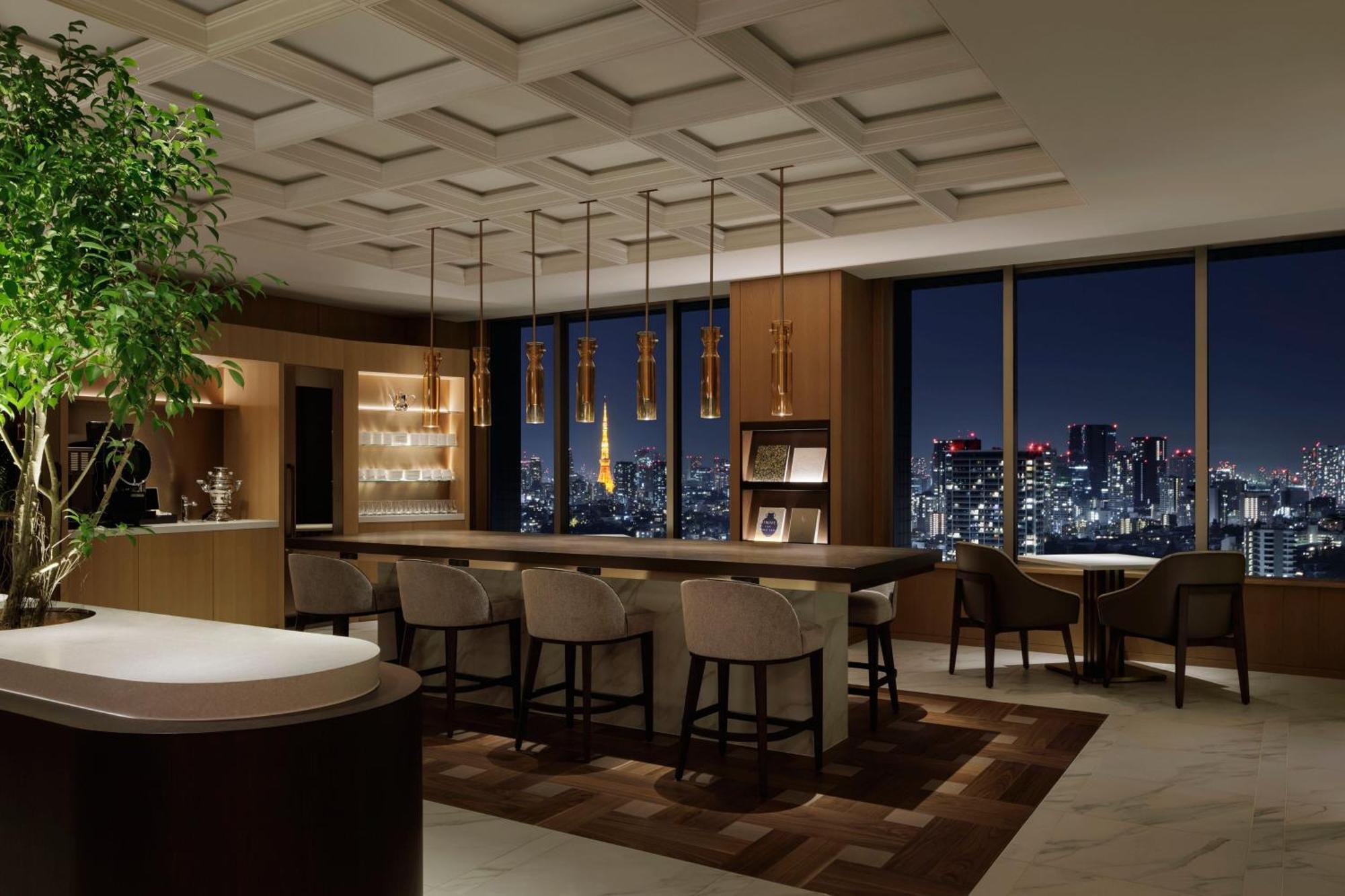 One-Bedroom Suite Two Double Beds Club Lounge Access High Floor