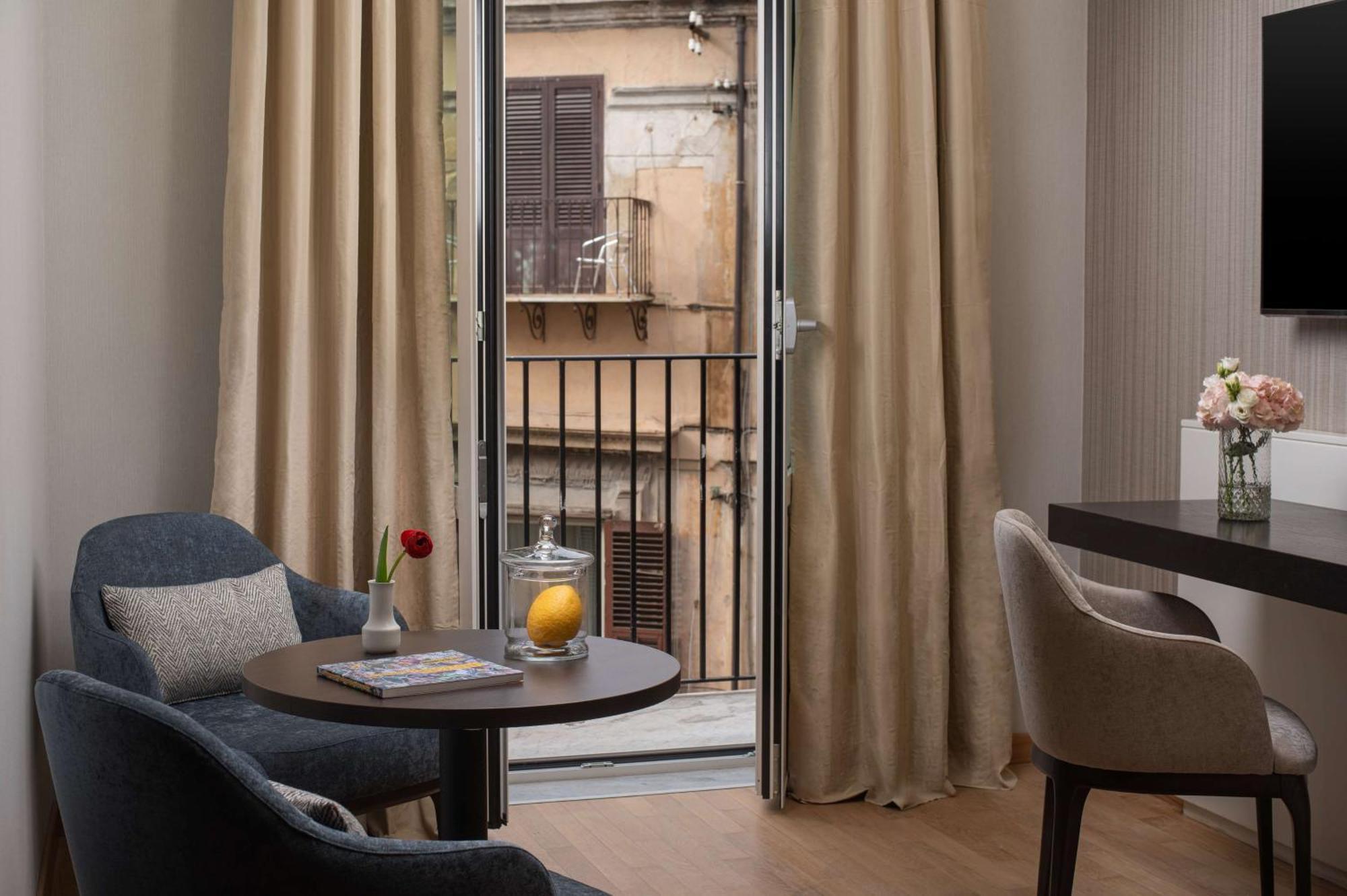 Suite Balcony