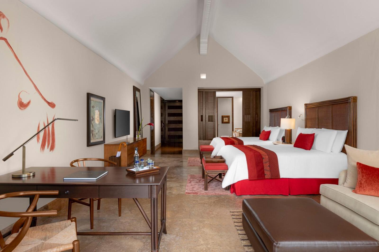 Zen Grand Two Bedroom Family Suite Nature View