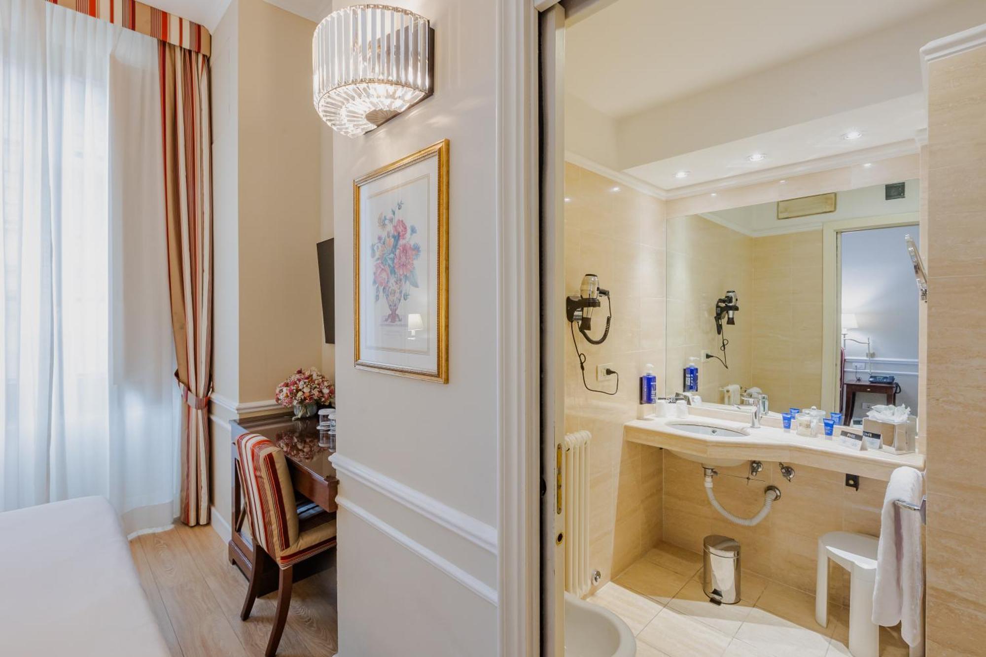 Classic Double or Twin Room City View