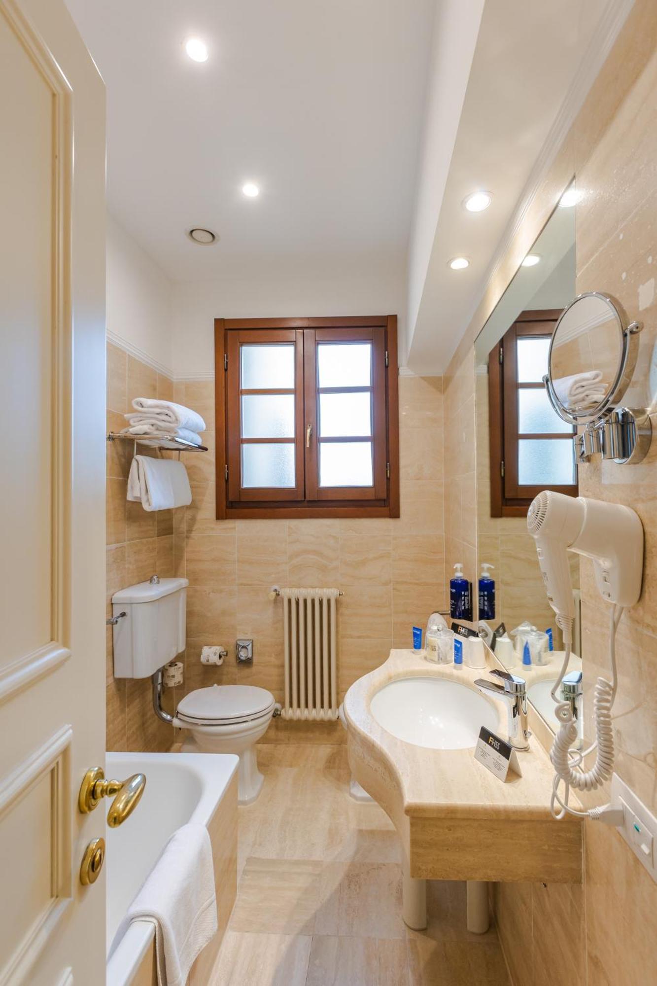 Superior Double or Twin Room City View